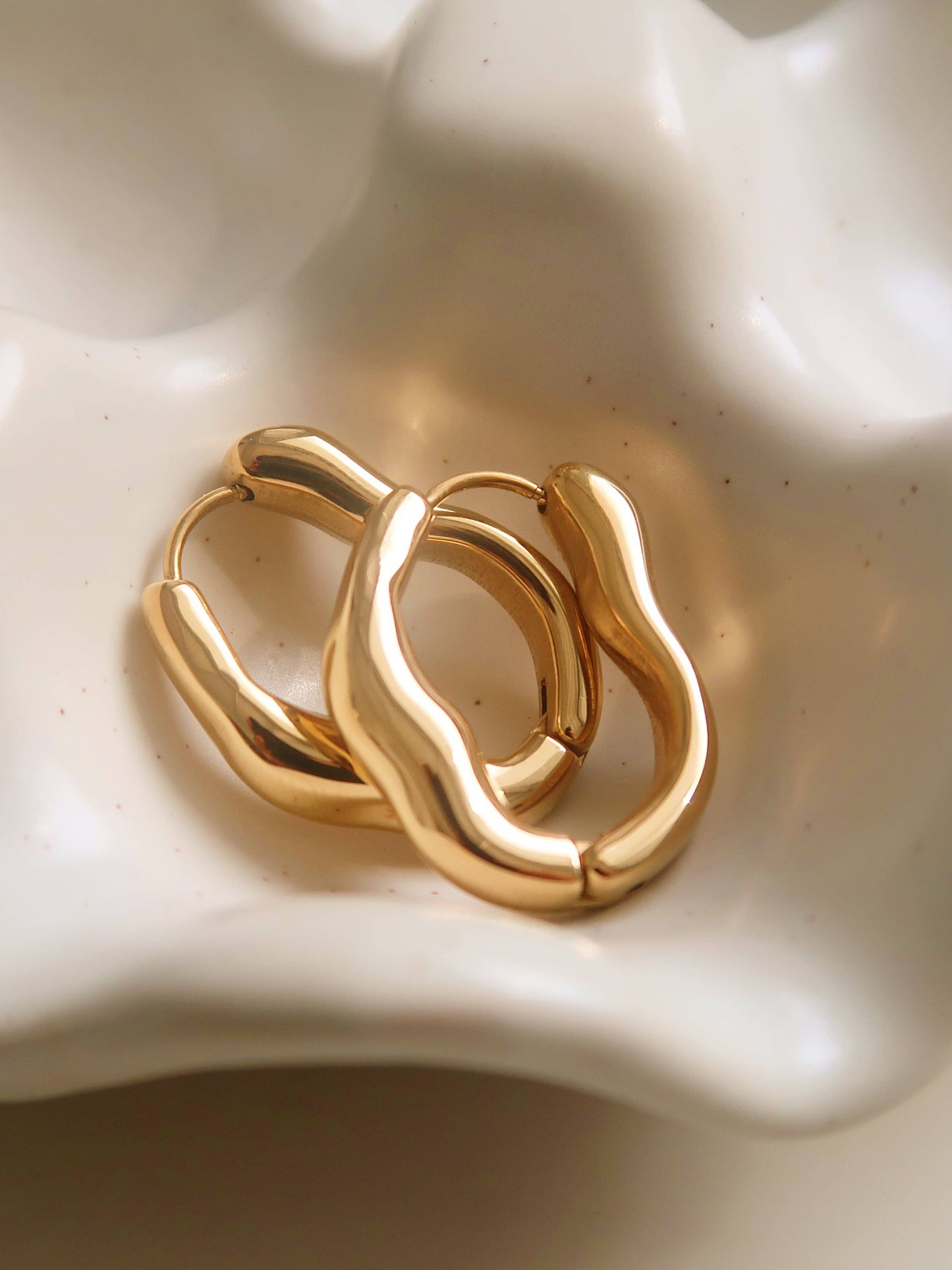 Capri Hoops